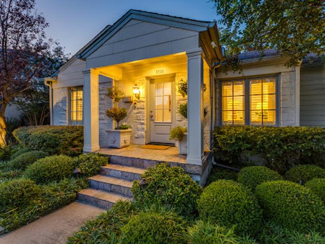 House for sale in Dallas, Texas