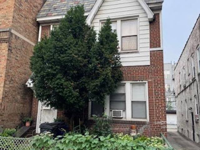 House for sale in Arverne, New York