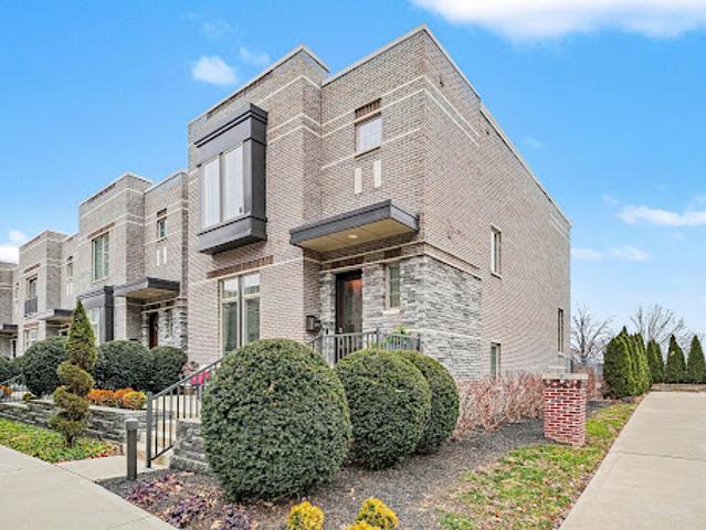 House for sale in Roselawn, Ohio