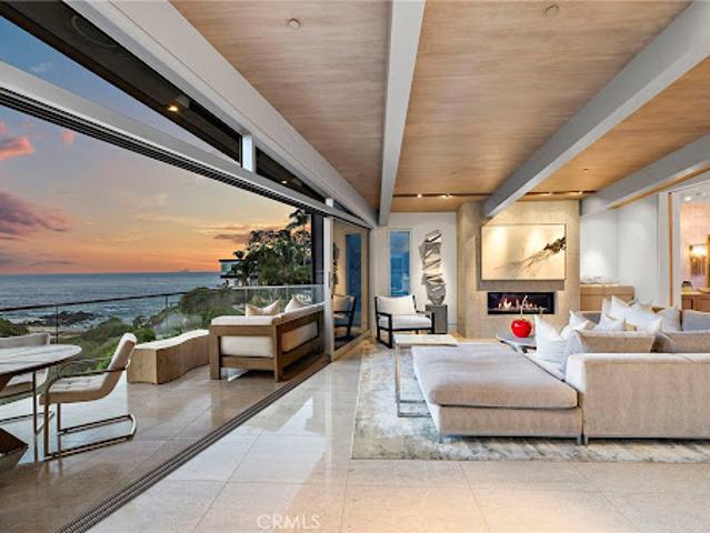 House for sale in Corona del Mar, Newport Beach