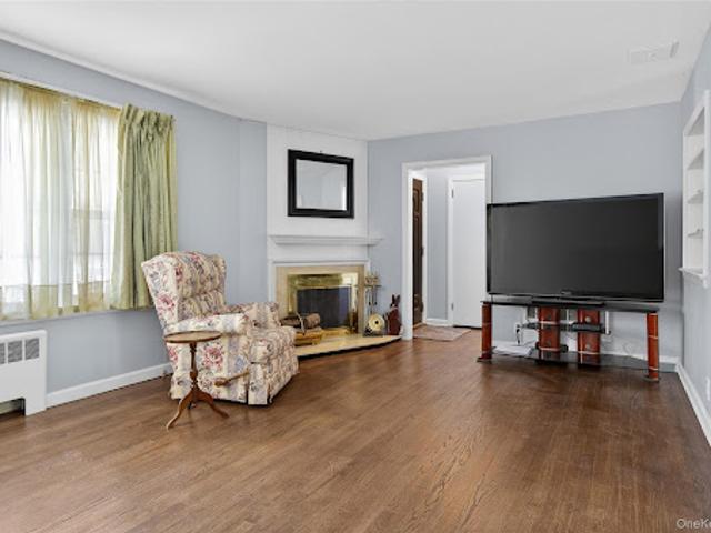 House for sale in Huntington, New York