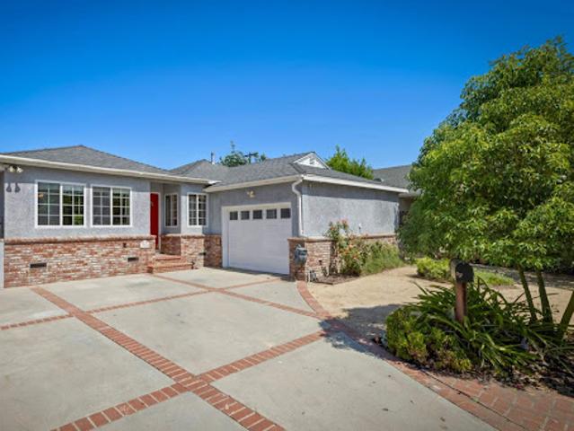 House for sale in Los Angeles, Los Angeles County