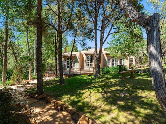 House for sale in Santa Fe, New Mexico