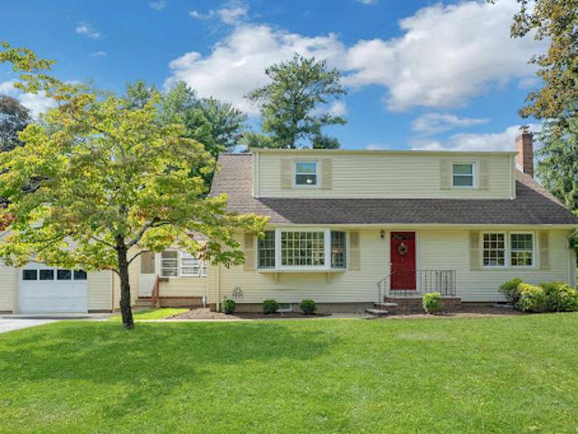 House for sale in Harrington Park, New Jersey