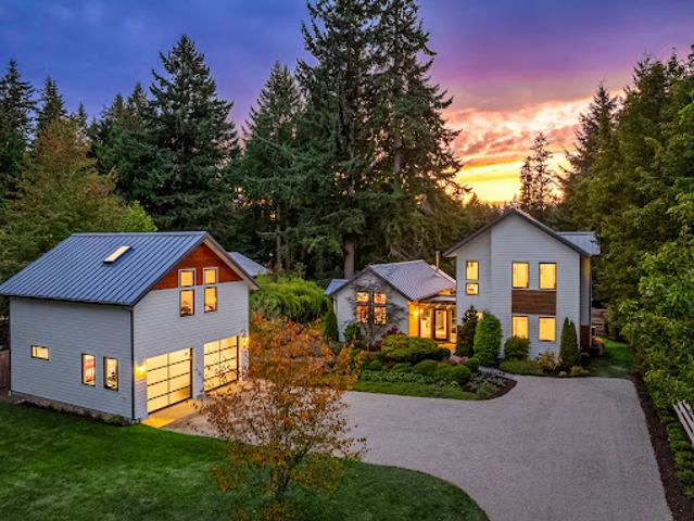House for sale in Bainbridge Island, Washington