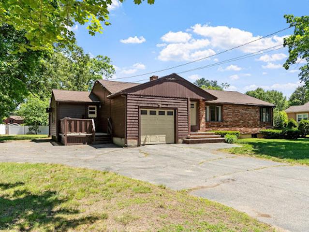 House for sale in Massachusetts