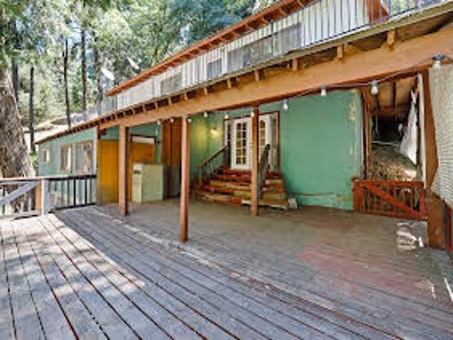 House for sale in Crestline