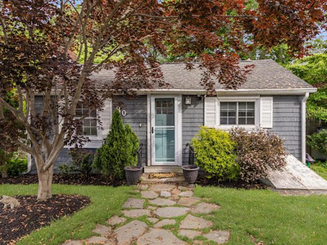 House for sale in Barrington, Rhode Island