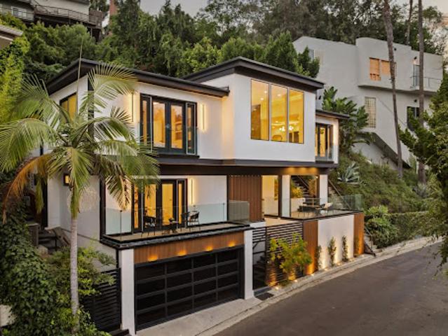 House for sale in Canoga Park, California