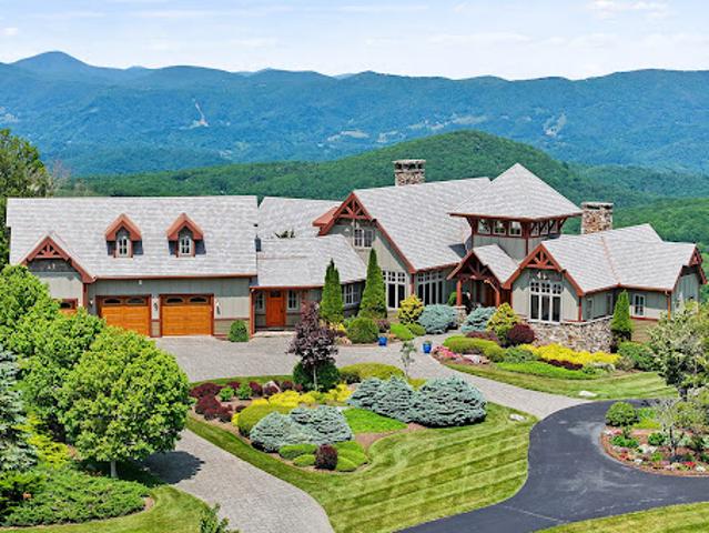 House for sale in Avery, North Carolina