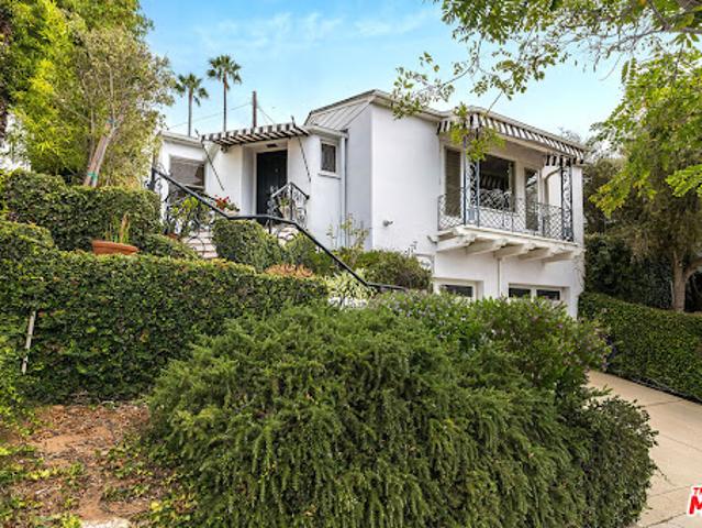 House for sale in Canoga Park, California