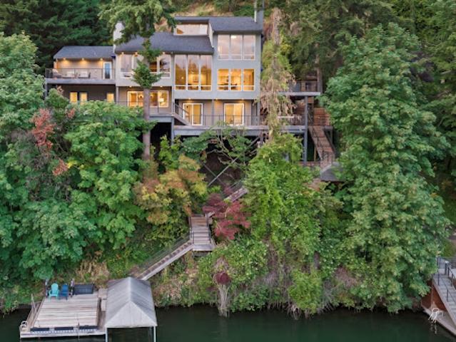 House for sale in Oregonia