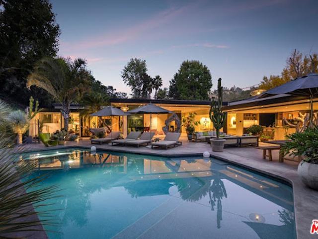 House for sale in Canoga Park, California