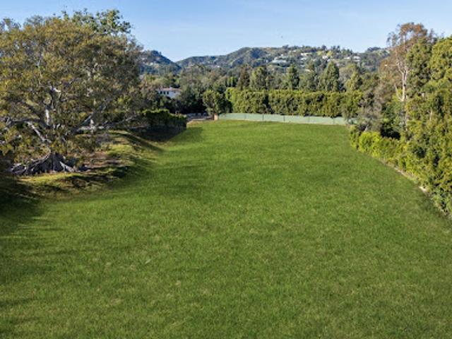 House for sale in Canoga Park, California