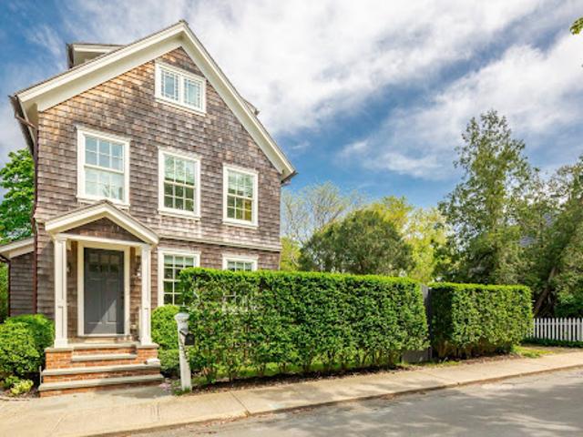 House for rent in Wainscott, New York
