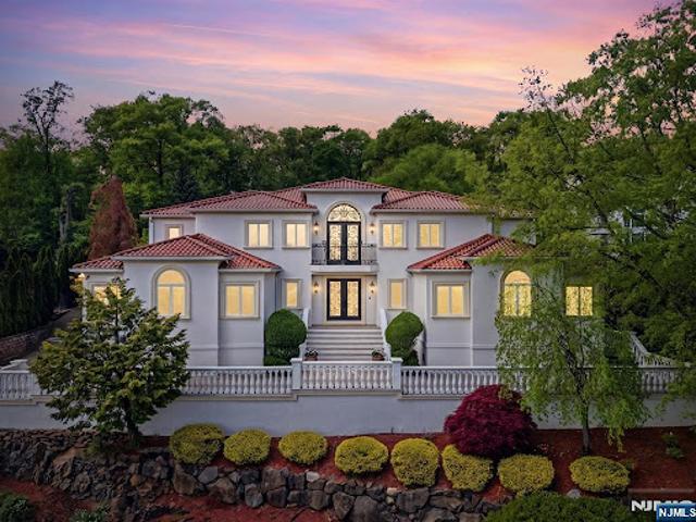House for sale in Passaic, New Jersey