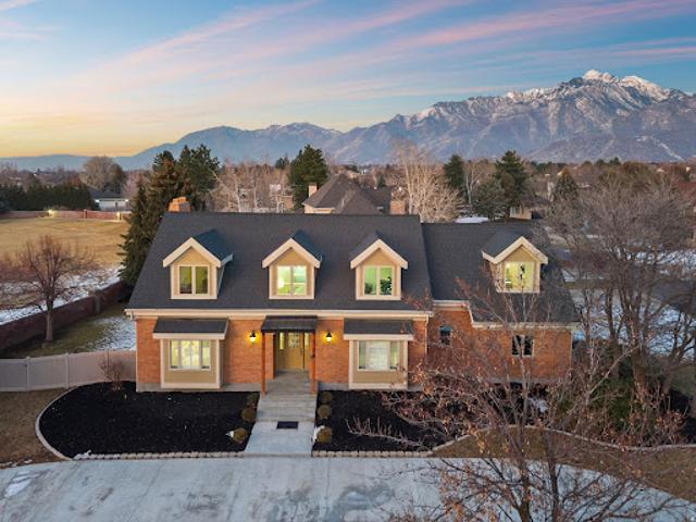 House for sale in Sandy, Utah