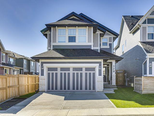 House for sale in Calgary, Northwest