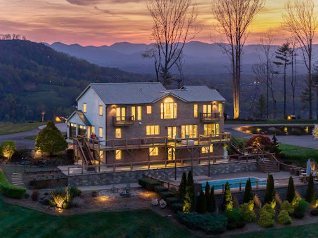 House for sale in Weaverville, North Carolina