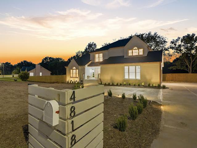 House for sale in Mecklenburg, North Carolina