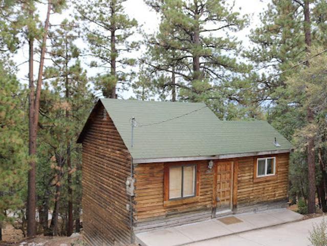 House for sale in Fawnskin, California