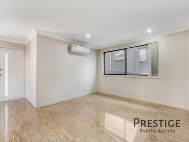 House for rent in Bossley Park, New South Wales