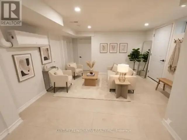 House for rent in Burlington, Ontario
