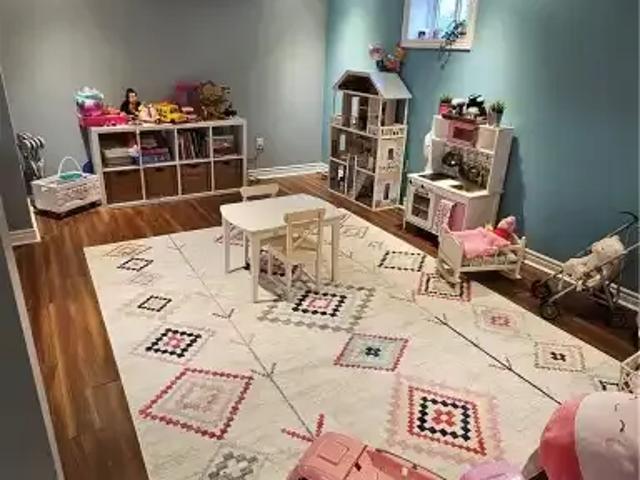 House for rent in Burlington, Golden Horseshoe