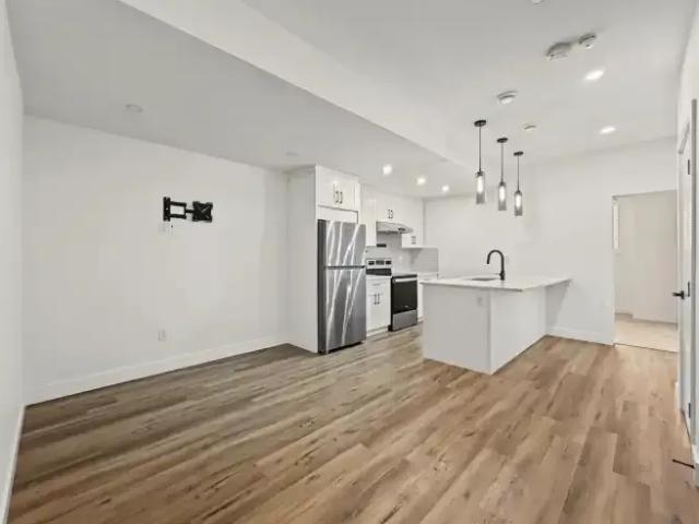House for rent in Tuxedo Park, Calgary