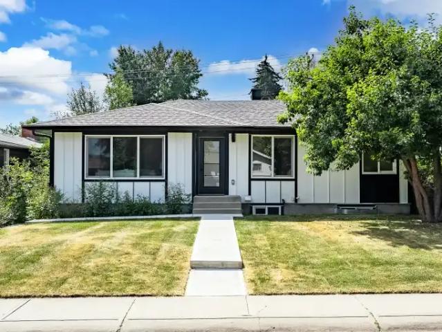 House for rent in Acadia, Calgary