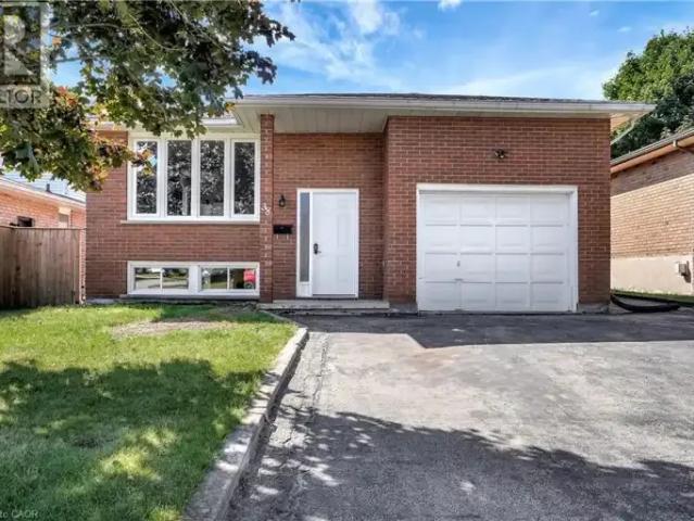 House for rent in Cambridge, Ontario