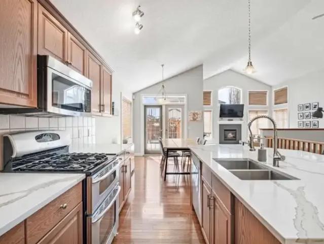 House for rent in Chestermere, Alberta