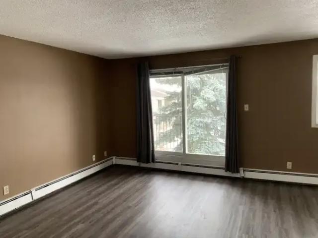 House for rent in Wedgewood, Alberta