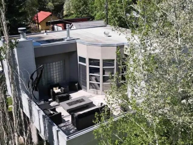House for rent in Wedgewood, Alberta