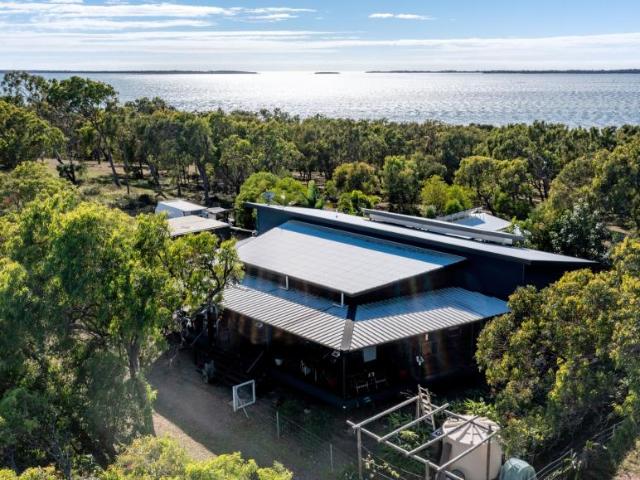 House for sale in Gladstone Harbour, Queensland