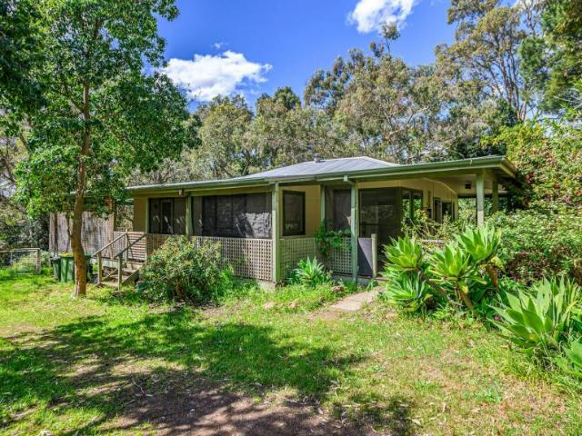 House for sale in Glen Forrest, Shire of Mundaring