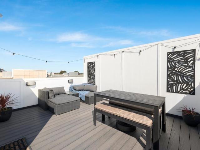 House for sale in Glen Huntly, Melbourne