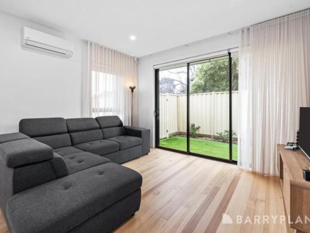 House for rent in Hadfield, Melbourne