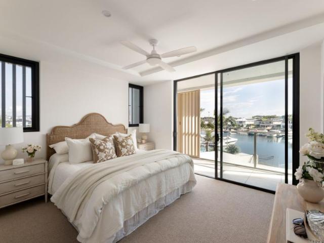 House for sale in Hope Island, Gold Coast City