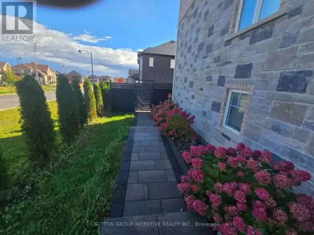 House for rent in Innisfil, Central Ontario