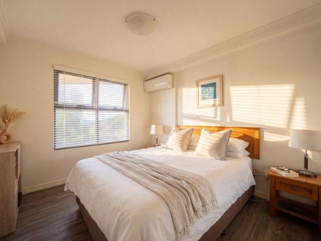 House for sale in Kings Beach, Sunshine Coast Regional