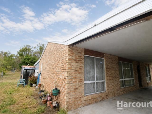 House for sale in Lowmead