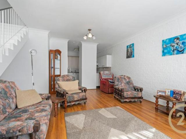 House for sale in Lurnea, New South Wales