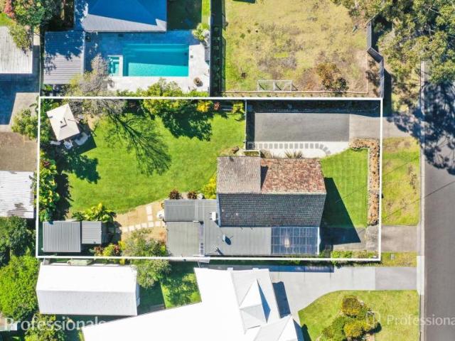 House for sale in Mollymook, Shoalhaven City Council