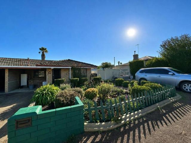 House for sale in Narrogin, Shire Of Narrogin
