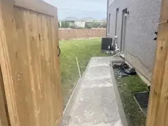 House for rent in Niagara Falls, Golden Horseshoe