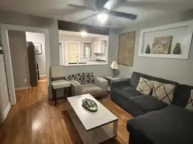 House for rent in Niagara Falls, Golden Horseshoe