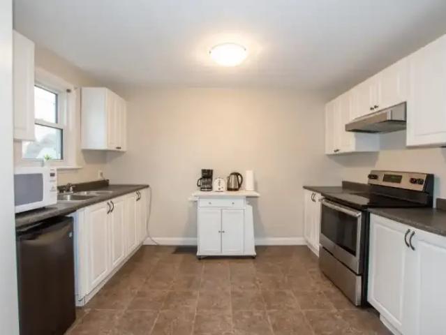 House for rent in Niagara Falls, Golden Horseshoe