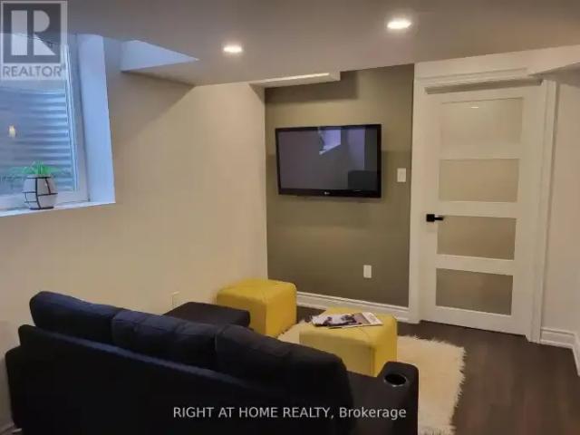 House for rent in Oakville, Ontario