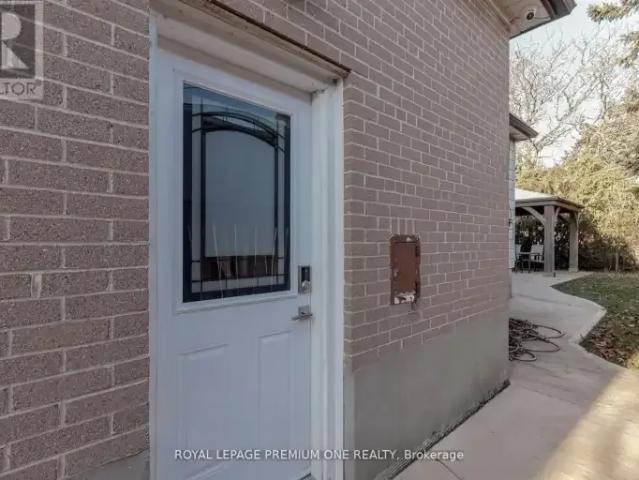 House for rent in Oakville, Ontario